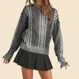Women’s Metallic Foil Shiny Silver Black Cable Knit Sweater Size M L Round Neck